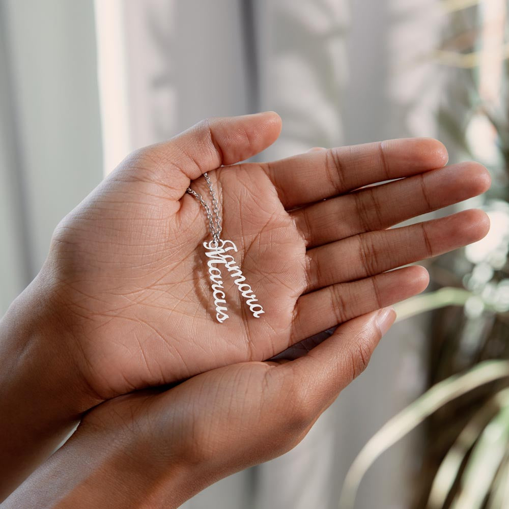 To an Amazing Mom - Custom Name Nekclace