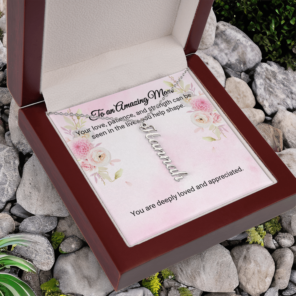 To an Amazing Mom - Custom Name Nekclace