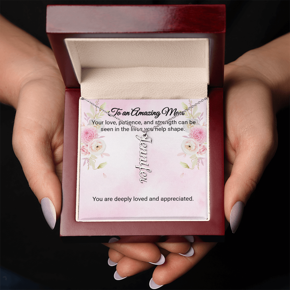 To an Amazing Mom - Custom Name Nekclace